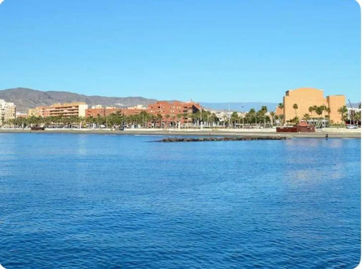 Appartement Playa Y Sol Z2 à Almería Extérieur photo